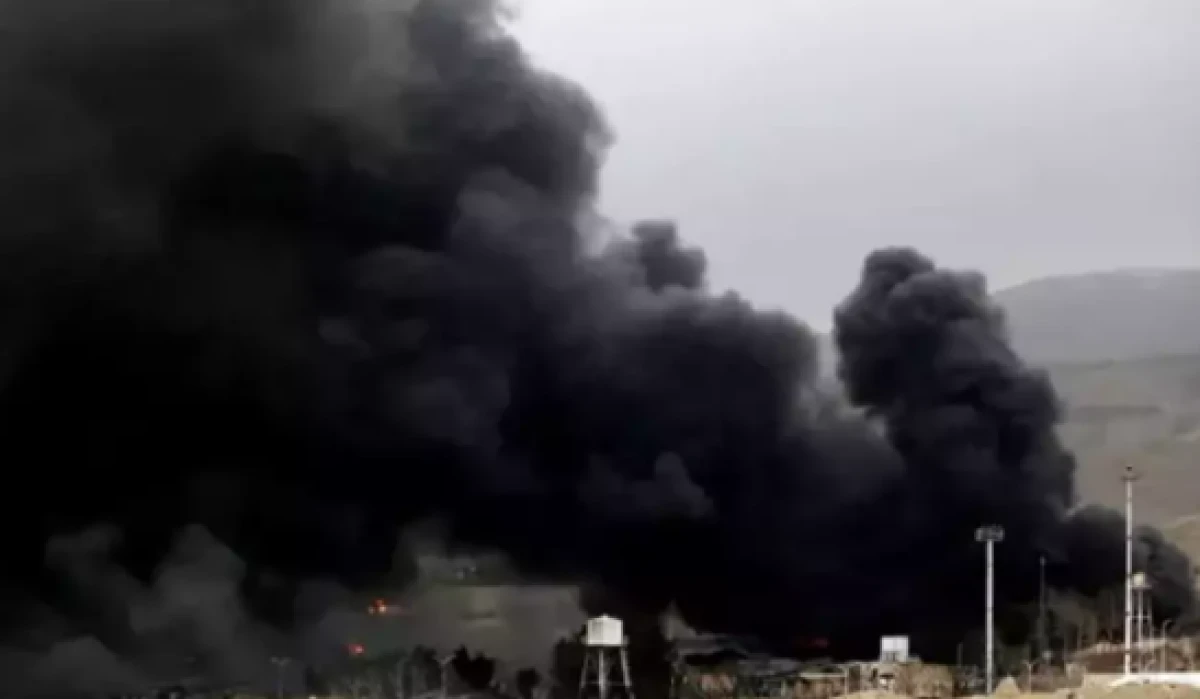 Umman&rsquo;daki petrol depolama tesisleri vuruldu      