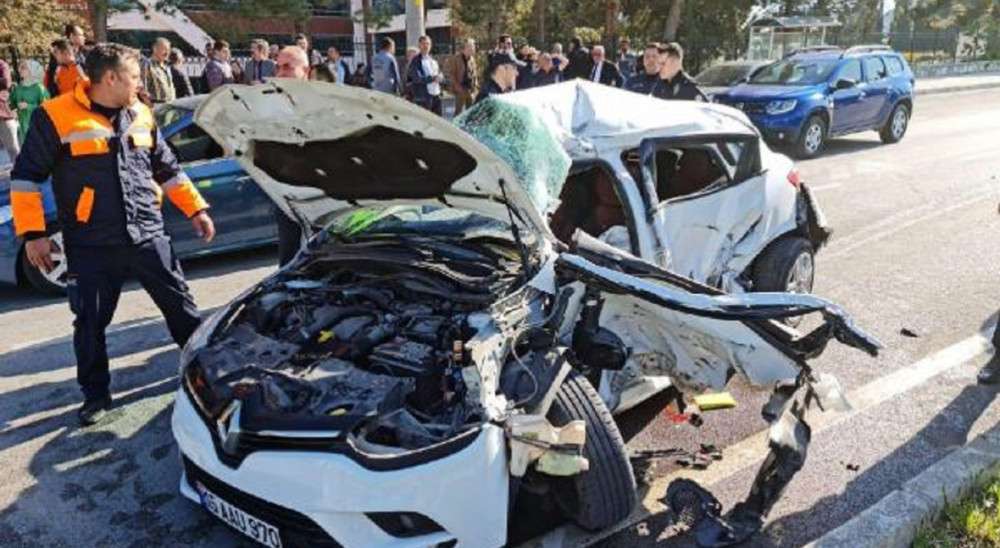 Üniversite idari personeli kazada öldü