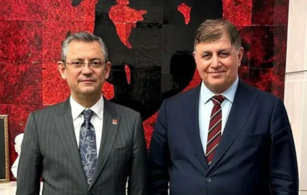 WhatsApp krizi patladı! Cemil Tugay'ın rotası belli oldu! G&uuml;ndem olan iddia!