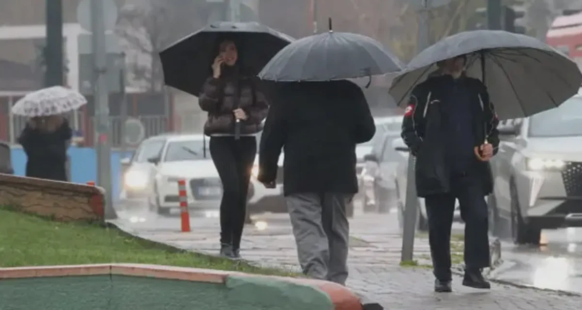 Yağış T&uuml;rkiye'yi sarıyor! Meteoroloji yeni harita paylaştı