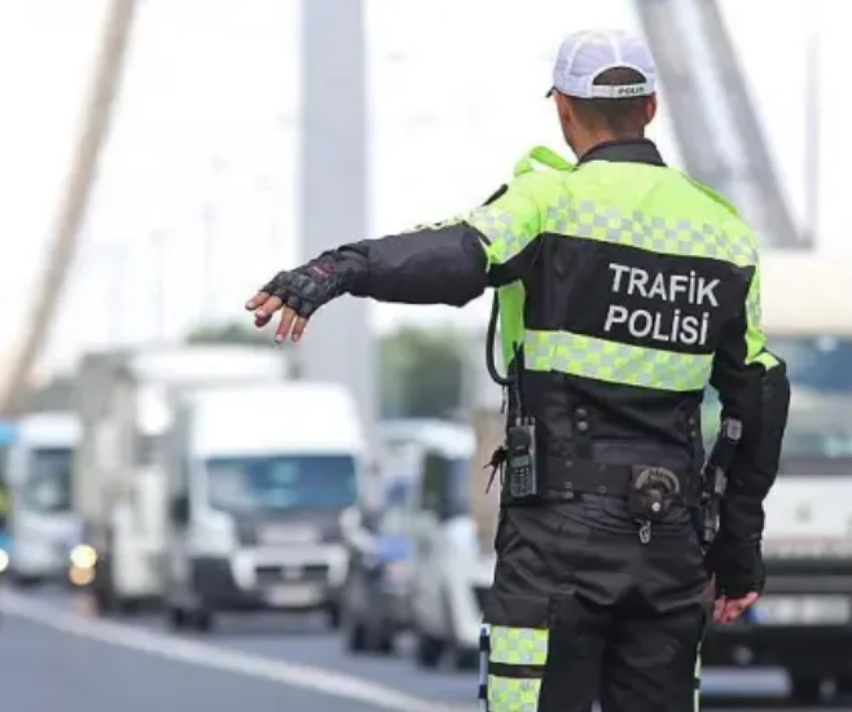 Yaptıkları hata ara&ccedil;larını trafikten men ettirdi