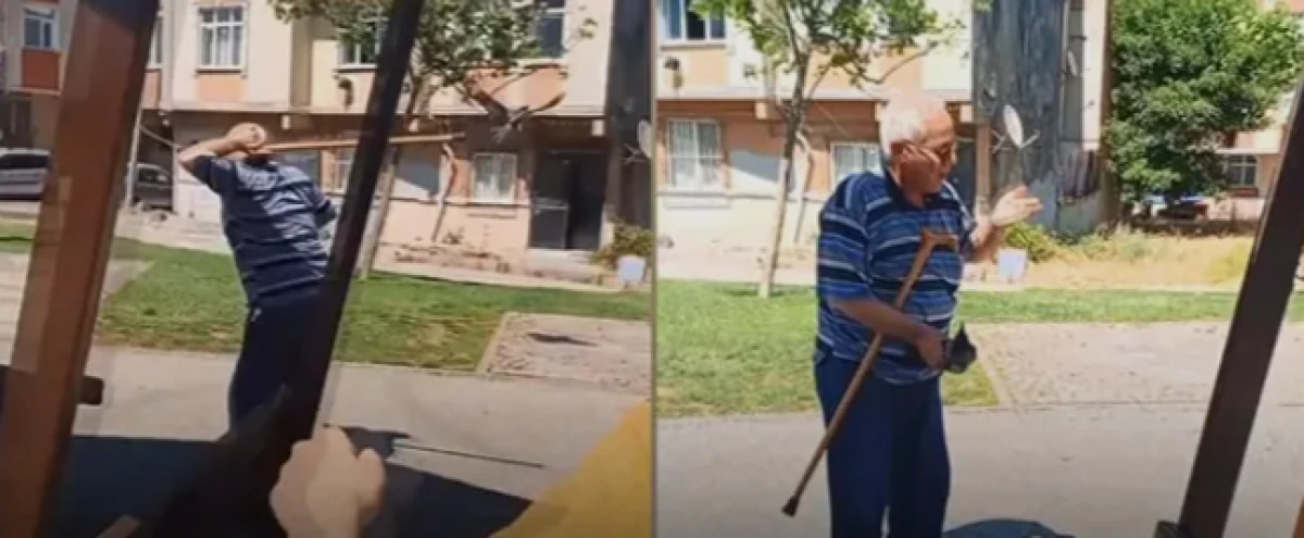 Yardım etmek istedi saldırıya uğradı! "Besle kargayı oysun g&ouml;z&uuml;n&uuml;" s&ouml;z&uuml; ger&ccedil;ek oldu