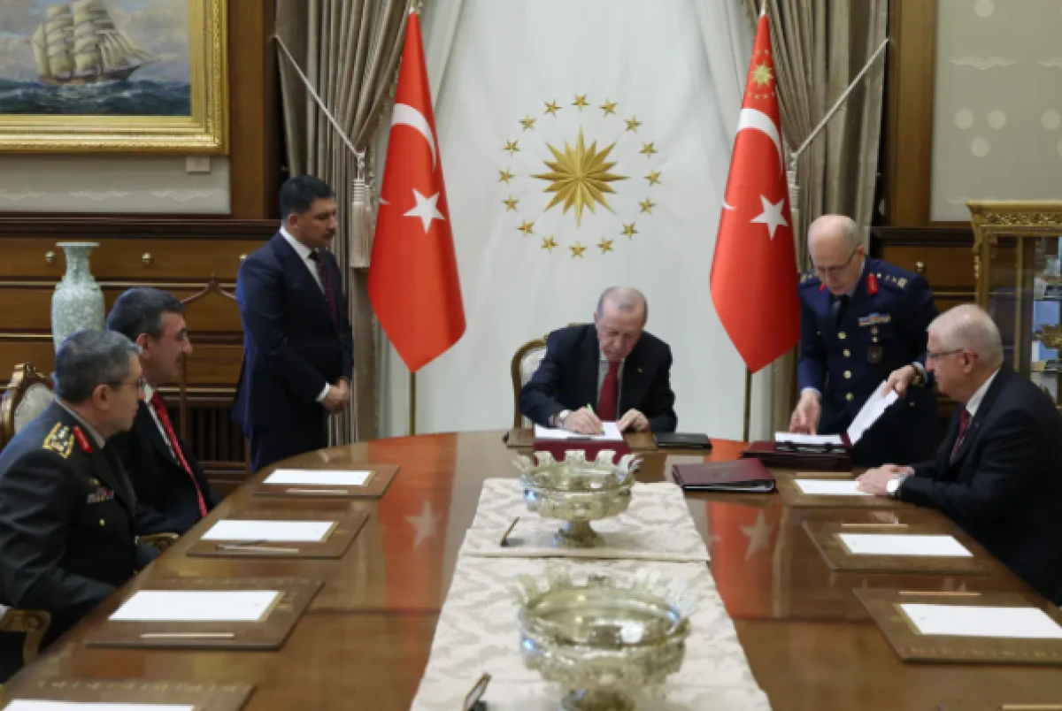 YAŞ kararları a&ccedil;ıklandı!