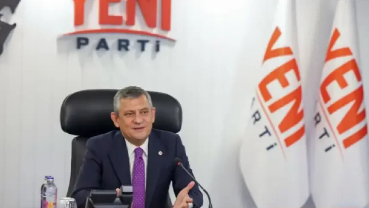 Yeni Parti&rsquo;nin ismi değişecek mi? &Ouml;zg&uuml;r &Ouml;zel&rsquo;den a&ccedil;ıklama