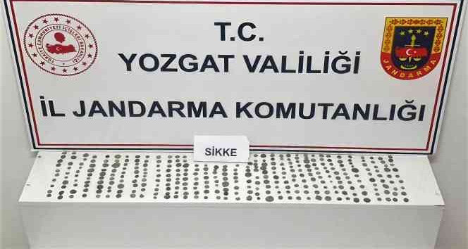 Yozgat'ta 327 sikke ele geçirildi!                                 