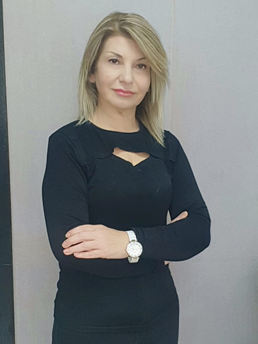 GÖLGE Nefise CANARAN